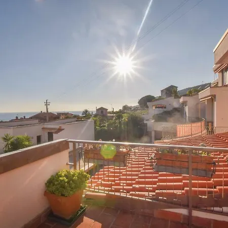 Casa La Piazzetta * Ospedaletti