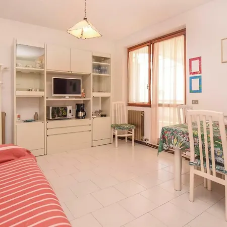 Apartment Casa La Piazzetta Ospedaletti